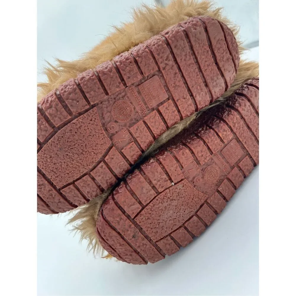 Vintage Furry Yeti Winter Boots Waterproof 70s RARE women 7 men 5 Winterproofs